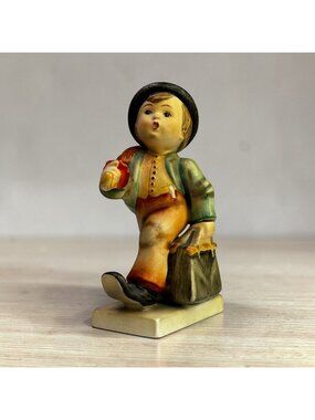 Goebel M.I. Hummel "Merry Wanderer" 11 2/0 TMK-2 Full Bee Mark Figurine 1950s